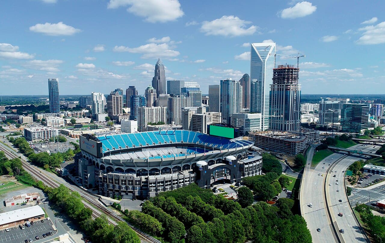 Charlotte, NC planting calendar hero image